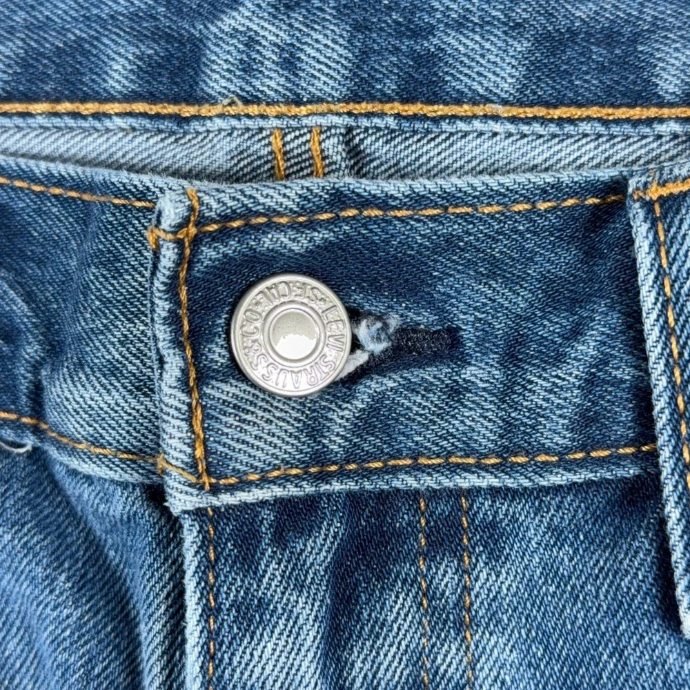 Levi's‎ 505 Regular Fit Straight Leg Denim Jeans W36 L32 Medium Wash Blue
